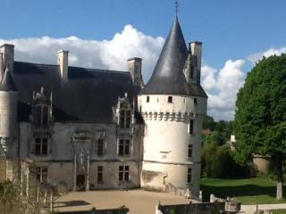 Chateau De Crazannes Экстерьер фото